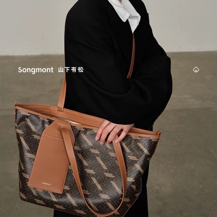 

Songmont Tote Bag