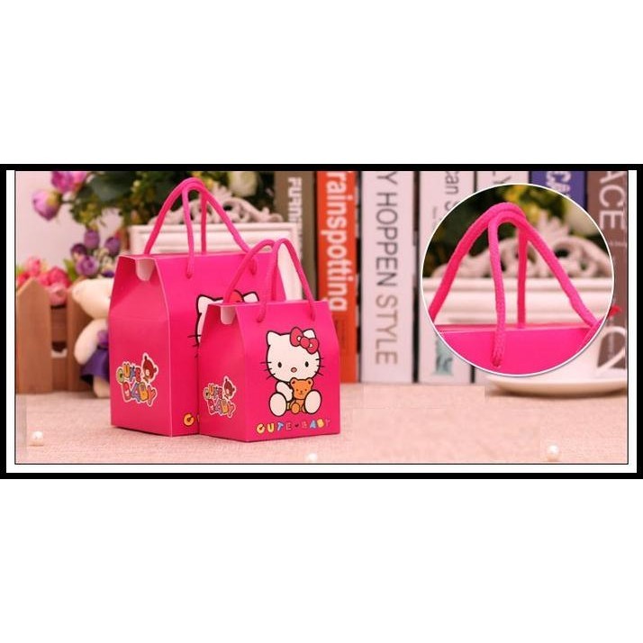 

BEST DEAL KOTAK TALI HELLO KITTY , KANTONG KADO HELLO KITTY, BOX HELLO KITTY