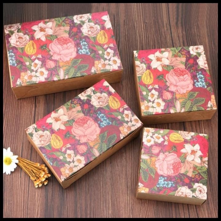 

DISKON KOTAK KADO, GIFT BOX SET, KOTAK KUE KERING, KOTAK HADIAH KARTON IMLEK