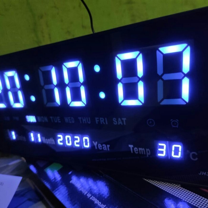 Jam Dinding Digital Big Otomatis Update, Kalender, Termometer, Hari
