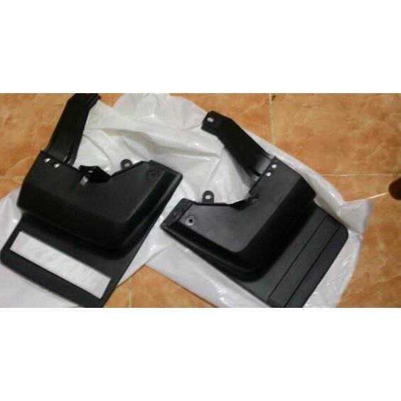 Over Fender Kijang Grand/Super