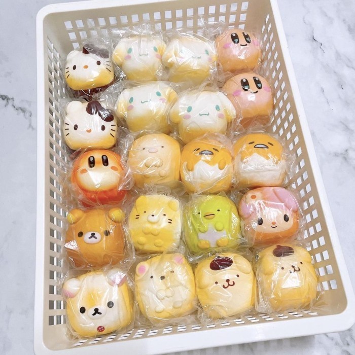  [Ready Sto] Squishy Chigiri Bread Tahu Sanrio Hello Kitty