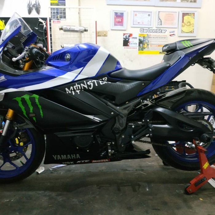 Undercowl New R25