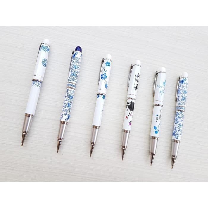 

Paket Pulpen Gel dan USB 8Gb Untuk Souvenir Import