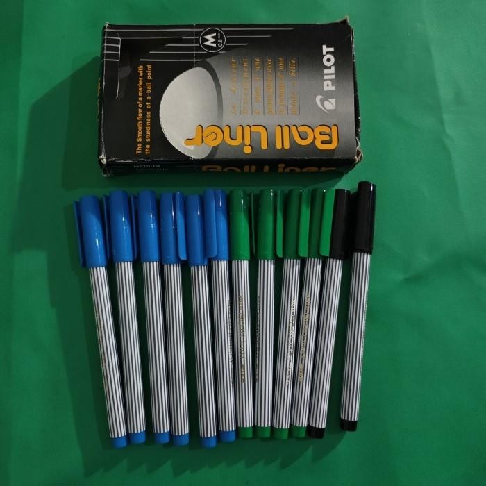 

Ball liner pilot 12 pcs 1 box hitam merah hijau biru medium termurah Import
