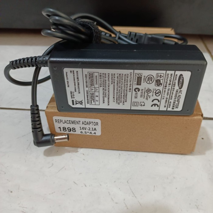 Adaptor Samsung Led Monitor 14V 2.14A