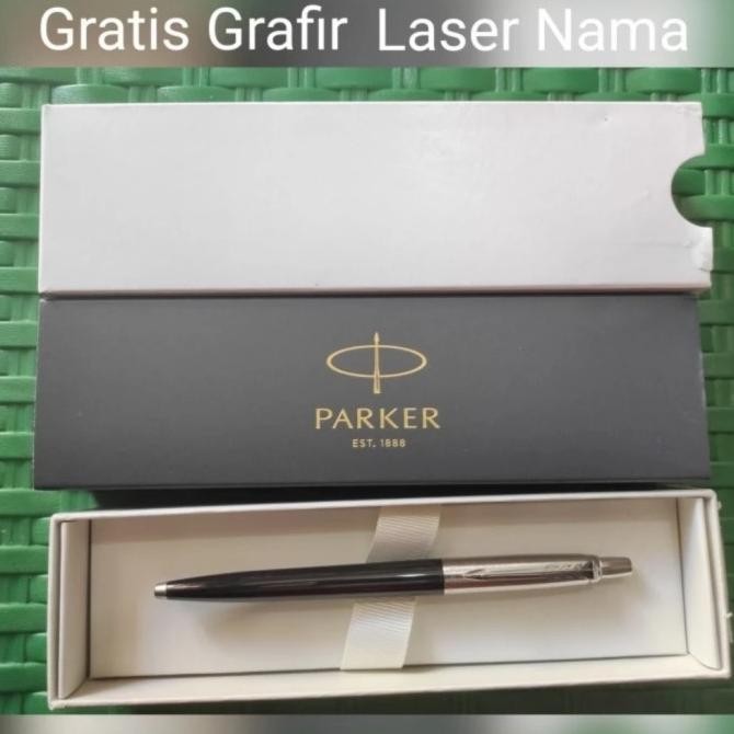 

Jual Pulpen Parker Jotter Original + Grafir Laser Logo Dan Nama Warna Hitam