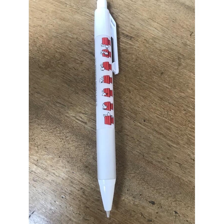

snoopy mechanical pencil house pattern / snoopy pencil