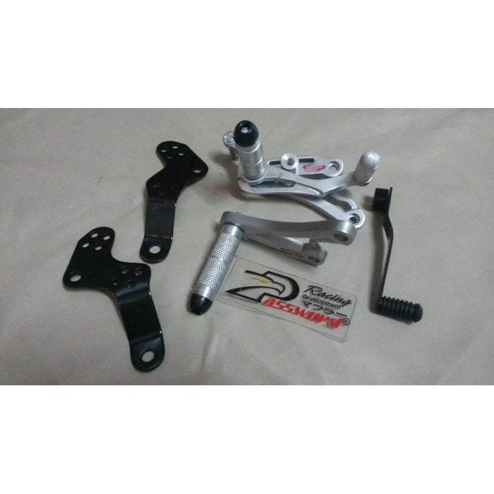 FOOTSTEP UNDERBONE F1ZR YONK JAYA Original