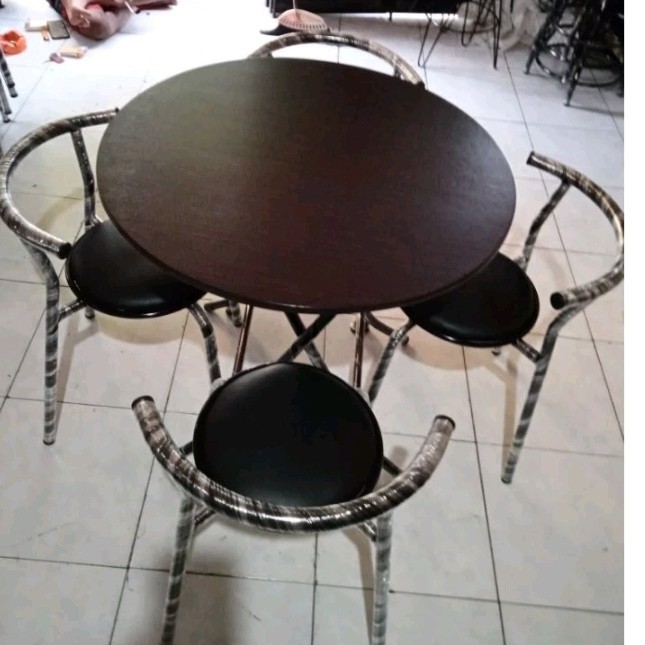 ] MEJA LIPAT BULAT SET KURSI