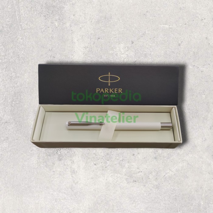 

Ready Pen Parker Vector White Fountain