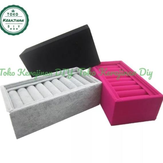 Tempat Perhiasan Gelang Emas Bangle Display Aksesoris Perhiasan Emas Irritelly