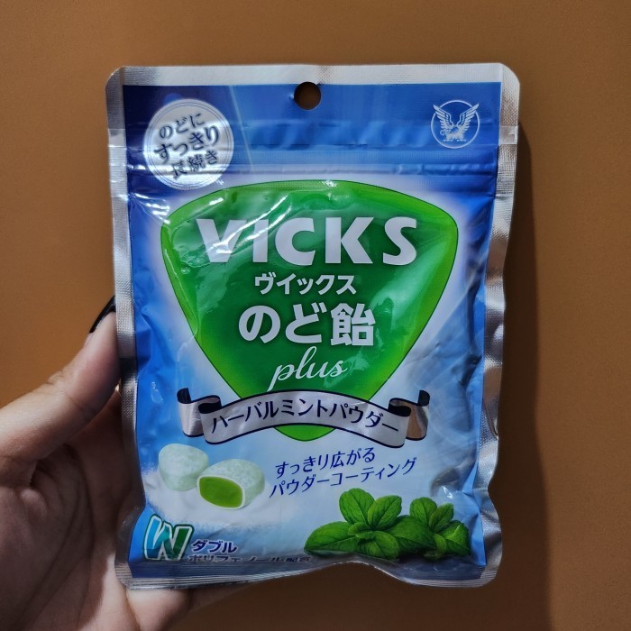 

Permen Vicks Drop Plus Throat Candy Japan Herbal Mint 65gram K02