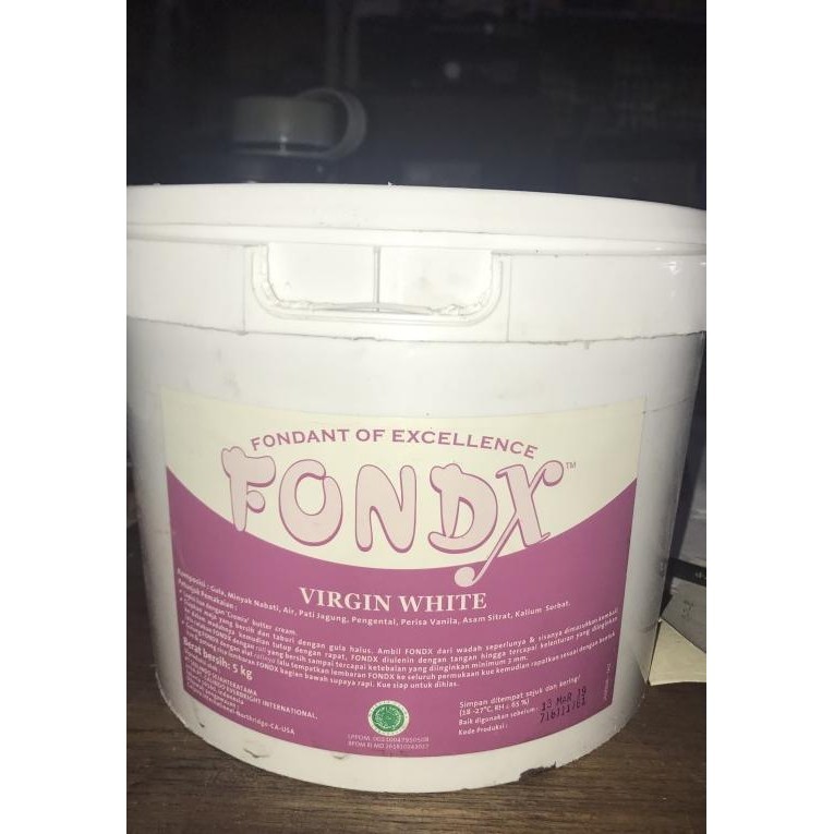 

Fondant Icing Fondx Virgin White 5Kg - Gosend Only!!!