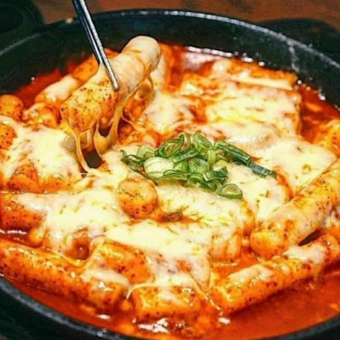 

toppoki/topoki/tteokbokki/topokki with extra cheese (double) HTM