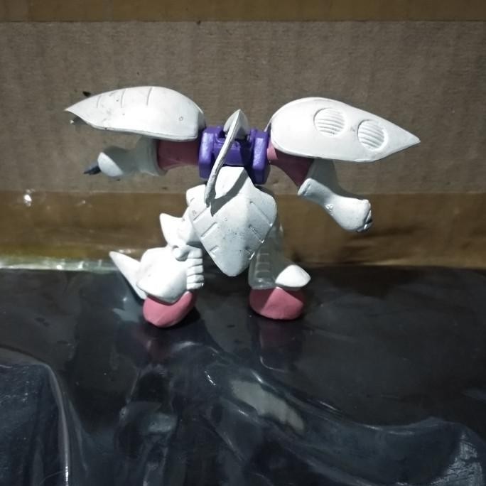 action figure mini gundam statue