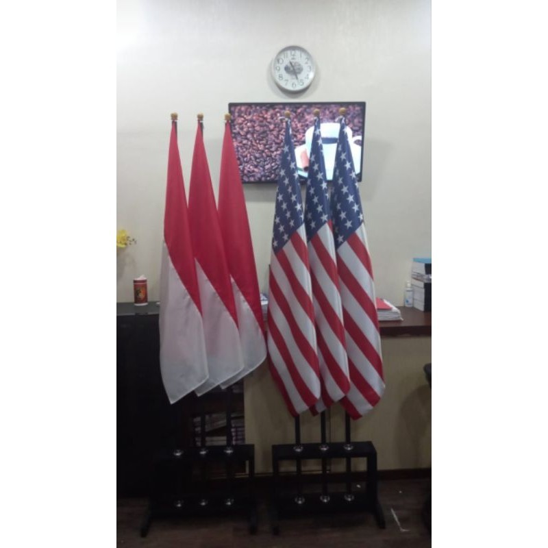 

PAKET lengkap tatakan bendera isi 3 plus tiang dan bendera custom