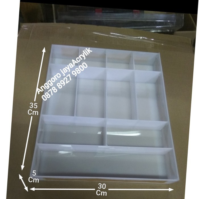 

kotak uang meja kasir