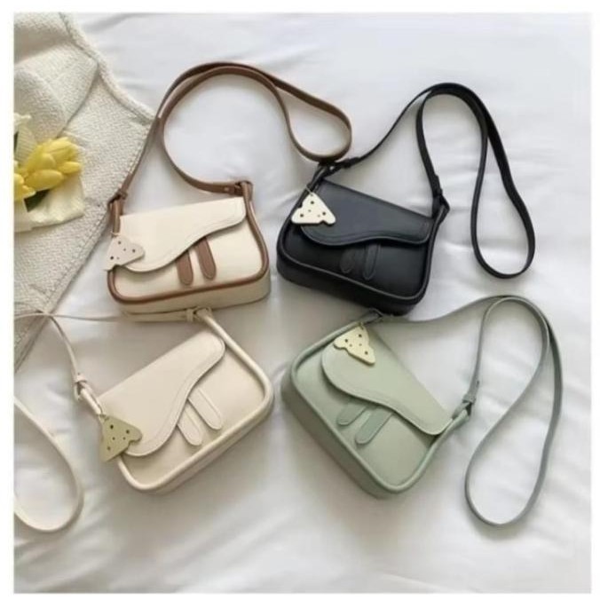 Tas selempang melinda terbaru korean bag/ Tas wanita kekinian FT008