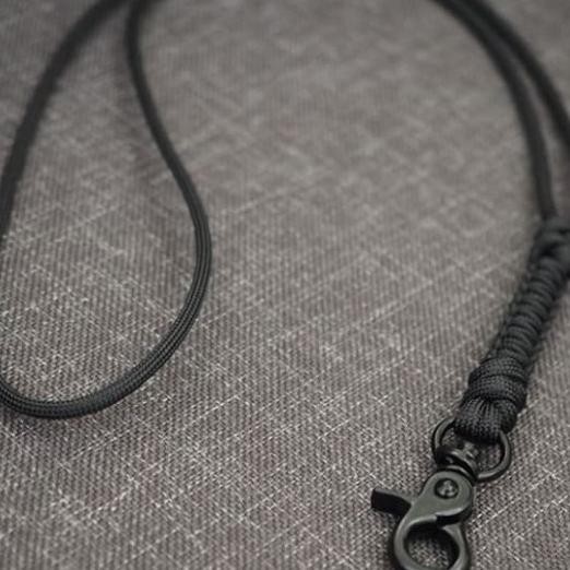 

Paracordistic Lanyard Paracord O Ring Card Holder