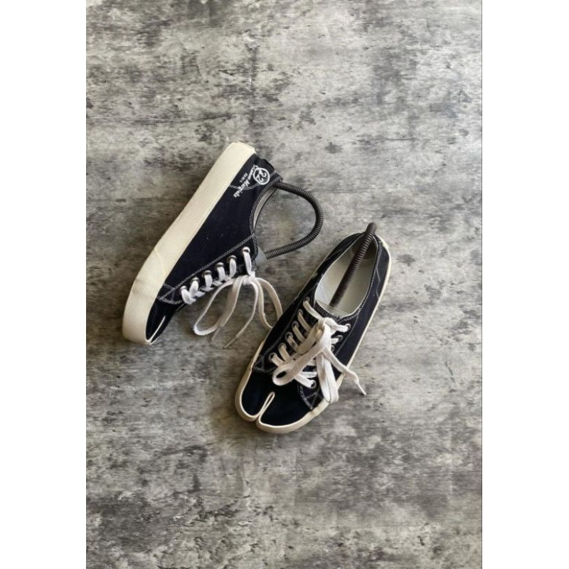 sepatu maison margiela tabi
