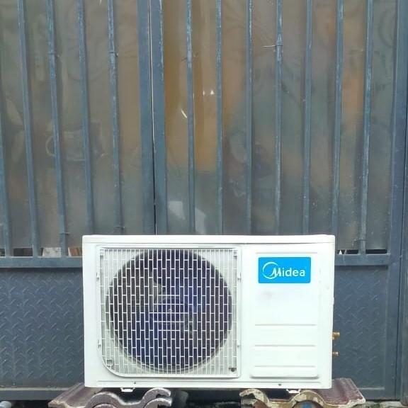 OUTDOOR AC MIDEA 1/2 PK SECOND