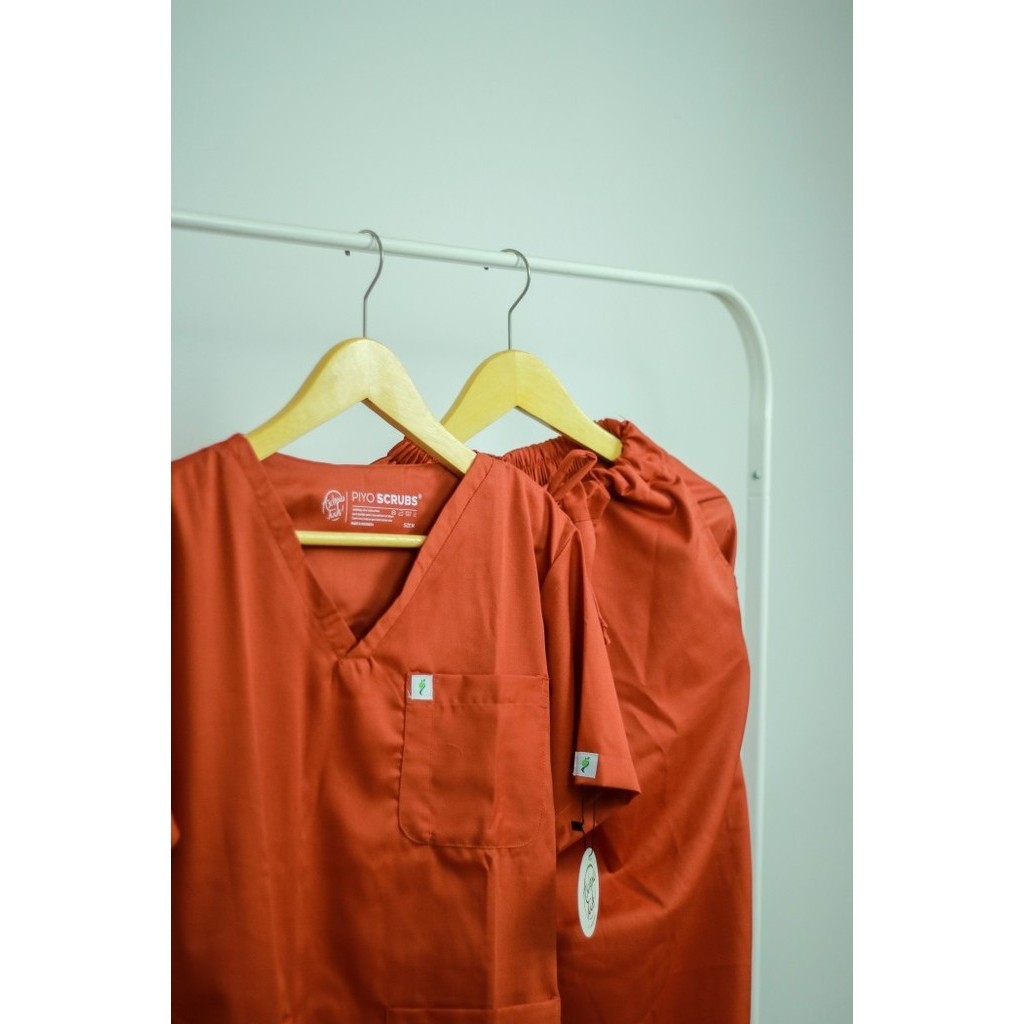 PIYO Scrubs Daily Suit Orange / Baju Jaga / Scrub / Baju Dokter