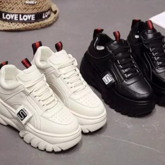 Sepatu Sneakers Wanita Korea Putih Hitam Sol Tinggi Fashion Remaja New
