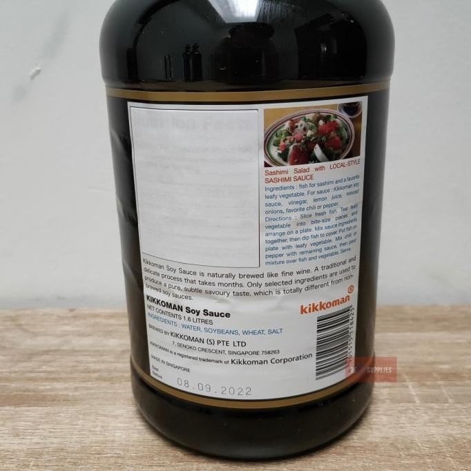 

Kikkoman Shoyu Premium Soy Sauce 1.6L - Kecap Asin Jepang Resto KGS