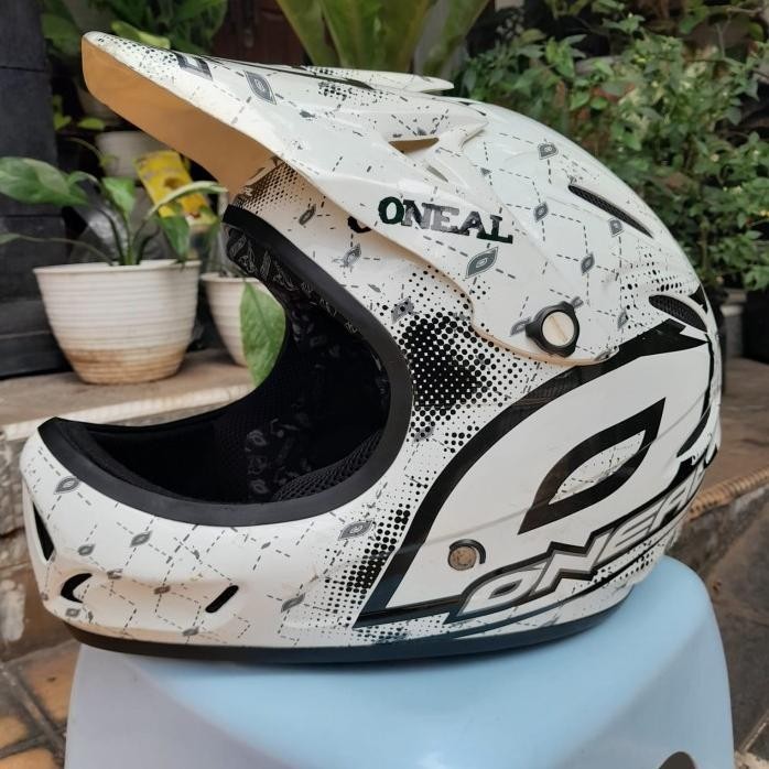 HELM ONEAL
