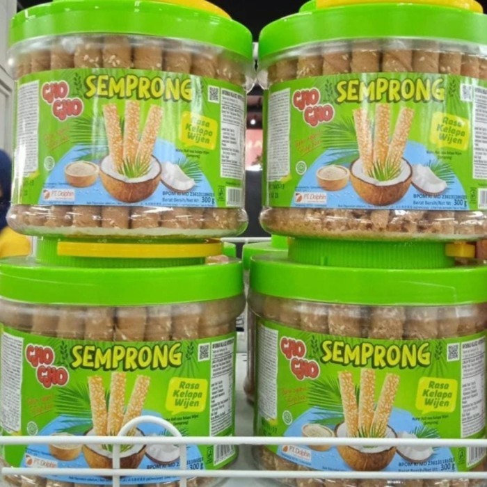 

SPECIAL Cho Cho Semprong Kelapa Wijen 300gr/Cho Cho Wafer Roll Semprong Kelapa