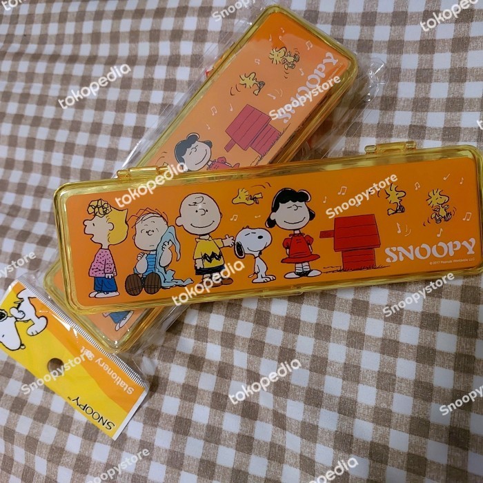 

Snoopy stationery set from Japan kotak pensil
