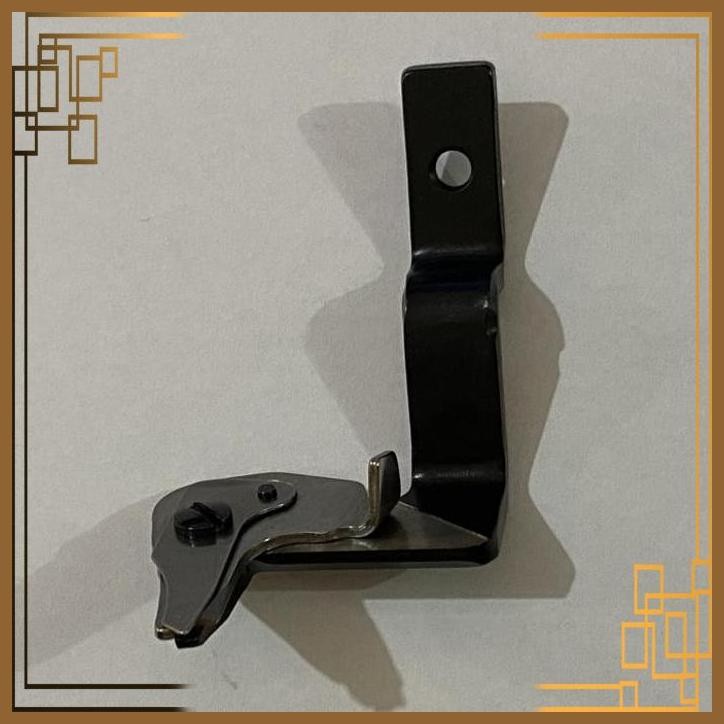 

[RMJ] GUNTING ATAS LOBANG KANCING BROTHER 814