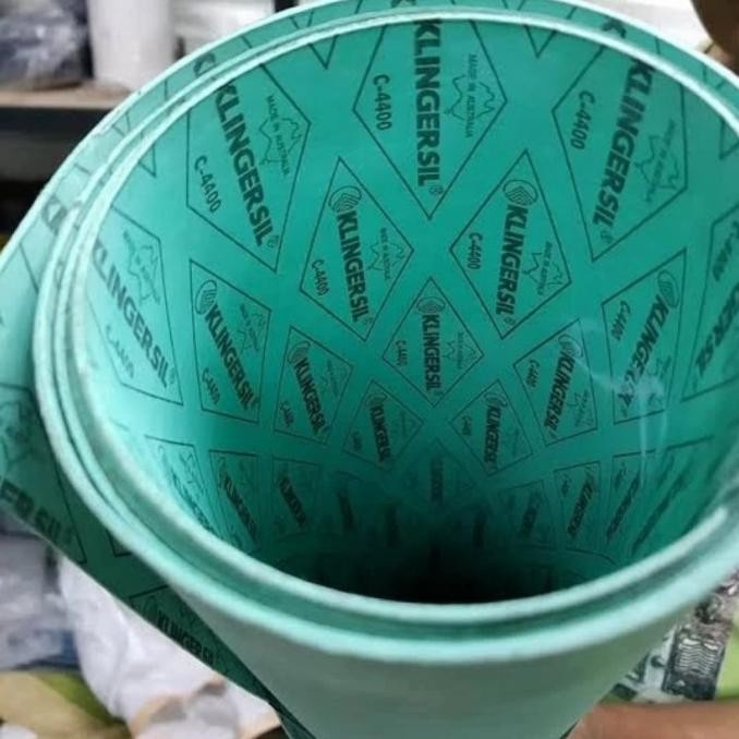 

Packing Klingersil C- 4400 Tebal 0,8Mm X 150Cm X 200Cm ( Original )