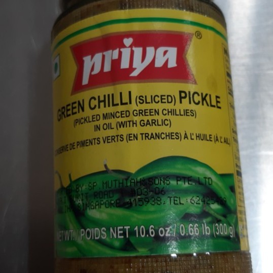 

,,,,,,,] GREEN CHILLI PICKLE (With garlic) PRIYA 300G / Acar Cabai Hijau