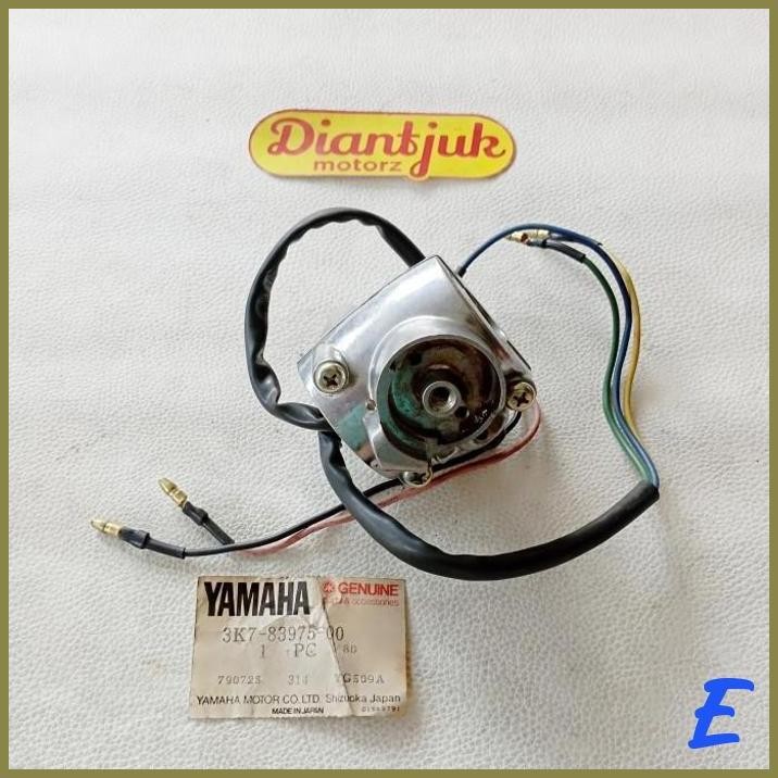 | DJA | HOLDER SAKLAR KIRI YAMAHA V80 V 80 E DOBEL STATER ORIGINAL JAPAN NOS