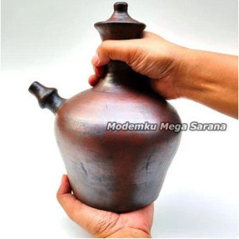 Han Kendi Tanah Liat 5-6 Liter Kendi Ayu Besar Kendi Tradisional Halus