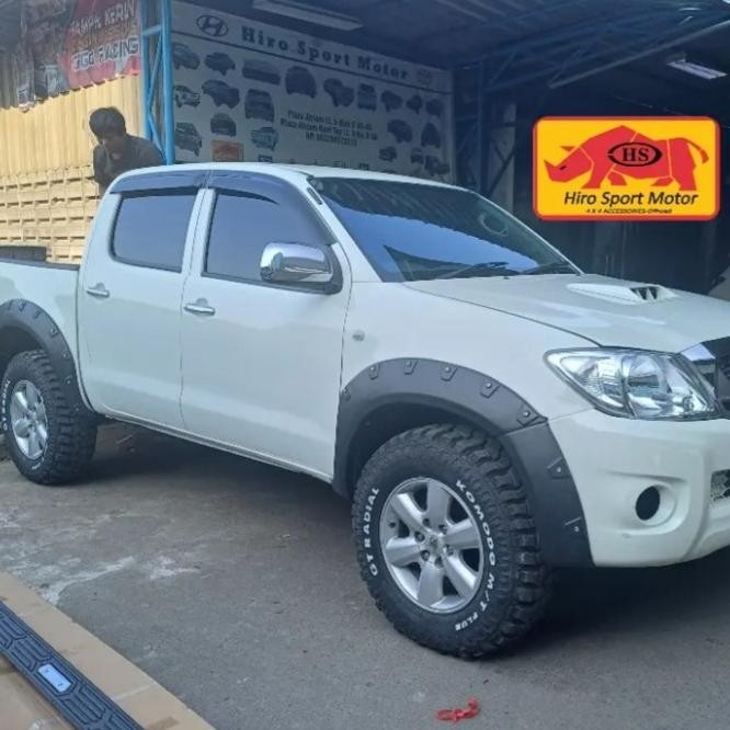 Over Fender Hilux Lama / Vigo Double Cabin