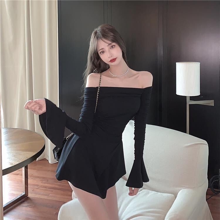 Sabrina Lipit Lengan Panjang, Baju Bahu Terbuka, Lengan Panjang, Ramping, Bahu TerbukaAGaun Kata