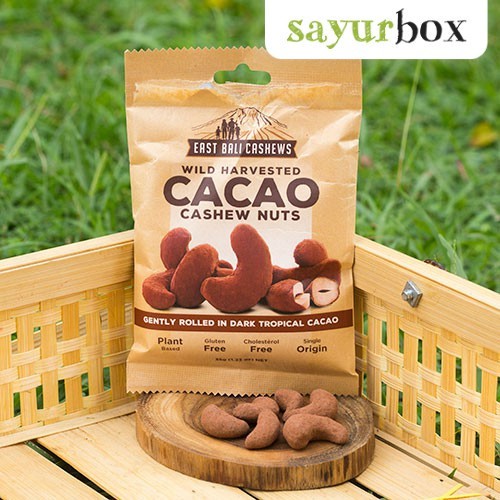 

East Bali Cashew Dark Cacao Cashew Nuts 35 gram Sayurbox