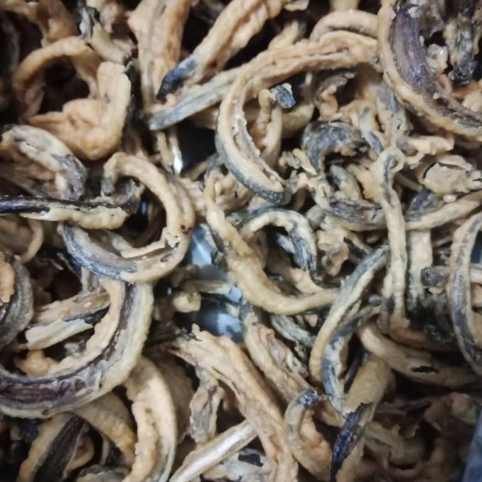 

KRIPIK BELUT 1 KG CEMILAN KILOAN GORENG ENAK SEHAT CRISPY