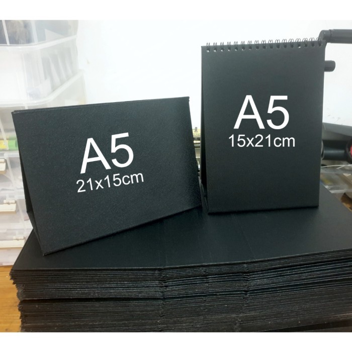 

Terlaris dudukan kalender meja A5 murah meriah tatakan kalender duduk stand kalender meja penyangga kalender meja ukuran A5 landscape dan portrait Keren