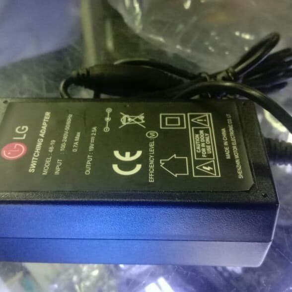 Adaptor Lcd / Led / Monitor Lg 19V 2.5A Fsp