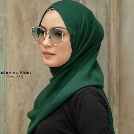 Jilbab Polos Phasna Warna Hijau Botol Emerald By Deenay