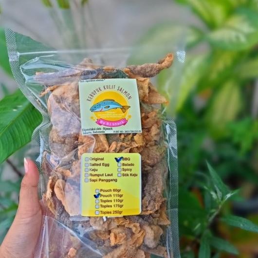 

Keripik Kulit Ikan Salmon Rasa Bbq Kemasan Pouch 110Gr Fish Skin Chips