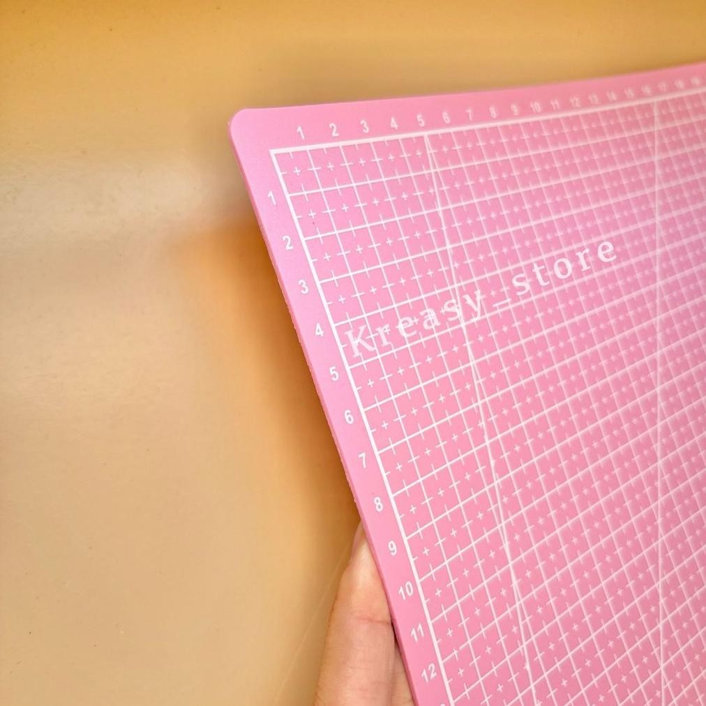 

Big Sale!!! Cutting Mat A3 PVC 45x30cm - Alas Potong Kerajinan Tangan Tipis - Crafting Mat Pad - Work Cutting Pad - Alas Clay Sale