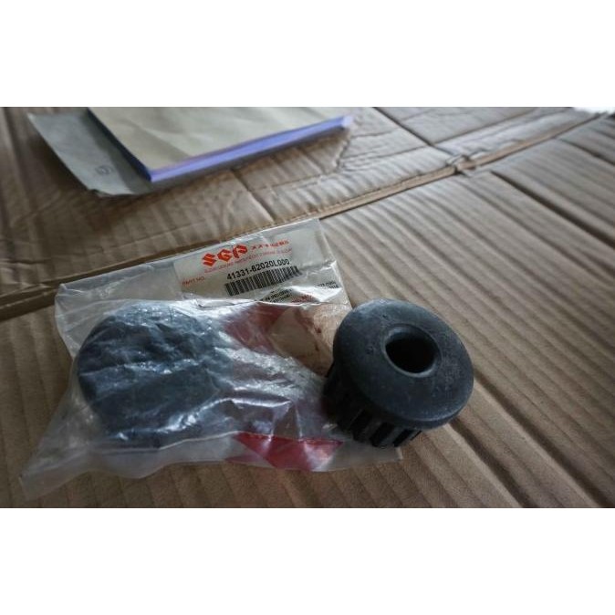Shockbreaker & Kaki Kaki Mobil Karet Bushing Shock Besar Suzuki Carry 1.0 Jimny Katana ASLI SGP