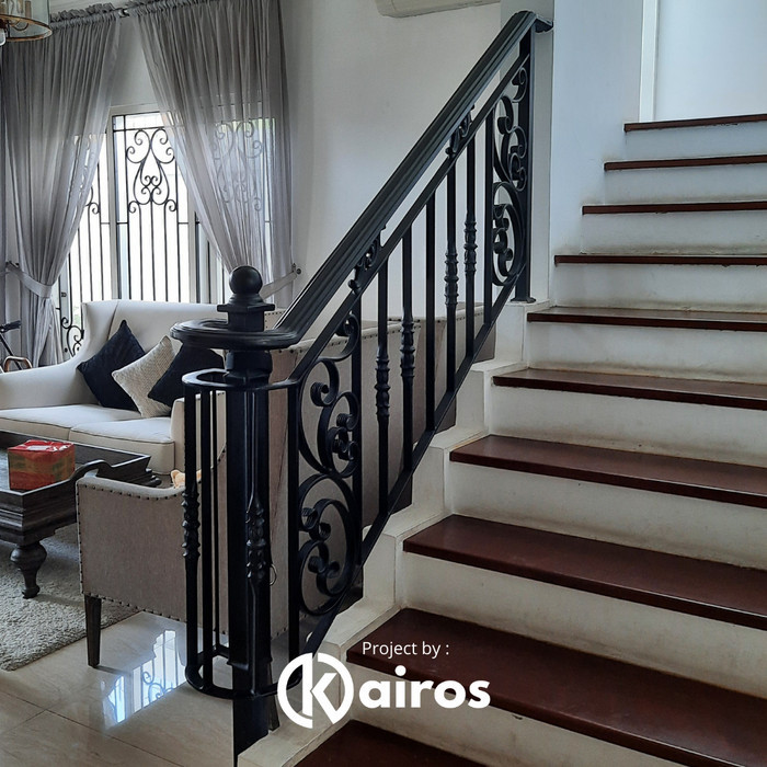 Railing Tangga Besi Klasik Baru