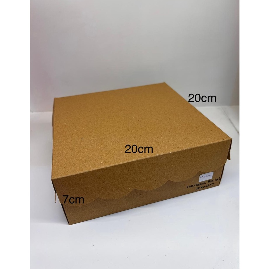 

BTR-64 CATERING BOX DELIMA 20X20X7cm KRAFT 10 pcs COKLAT POLOS NON LAMINATING In Sale