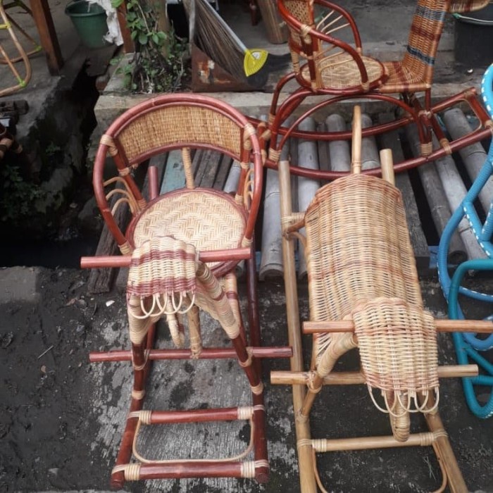 HOT SALE AYUNAN ANAK DARI ROTAN BENTUK KUDA-KUDAAN TERLARIS